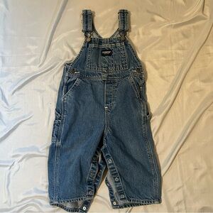 Oshkosh Jean overall size 18 months